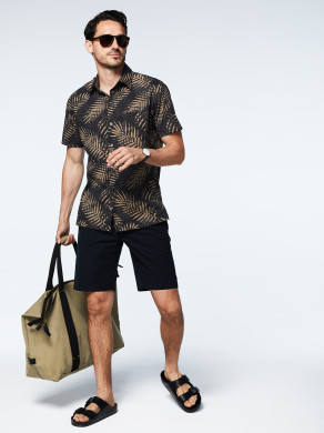 20210517_RT_SP22_MENS_VANHEUSEN_SHOT15_SP22_MNS_VH_WEEKEND_0019_Low_SRGB