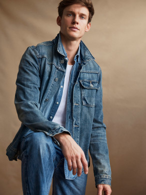 20221117_RT_Heros_ChrisDoe_256_Low_SRGB