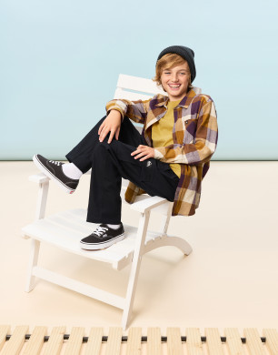 2024_BOARDRIDERS_03_Vertical_Low