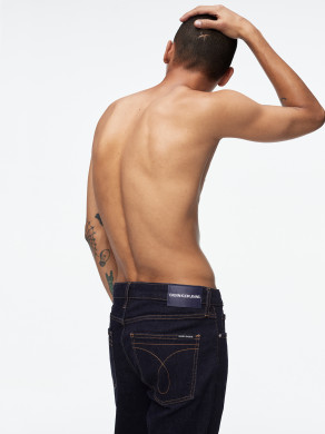 25090700_890_alternate2_008_Low