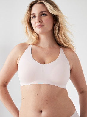 True_Co_14886_690_TrueBodyBoostTriangleConvertibleStrap_ALT2_046_Low_SRGB